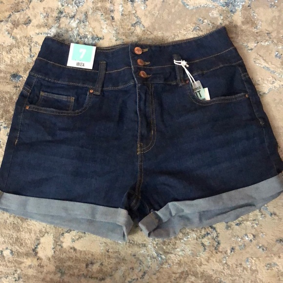 Pants - Jean Shorts✨